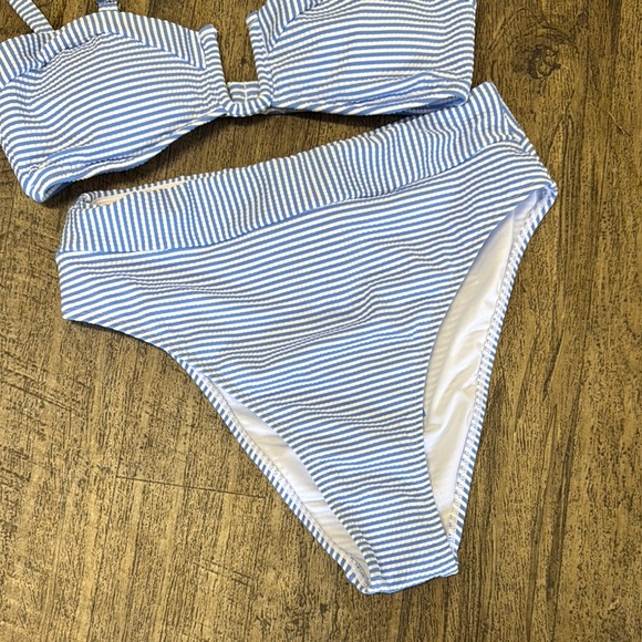 Cupshe Blue and White Striped Bikini - Picture 3 of 4